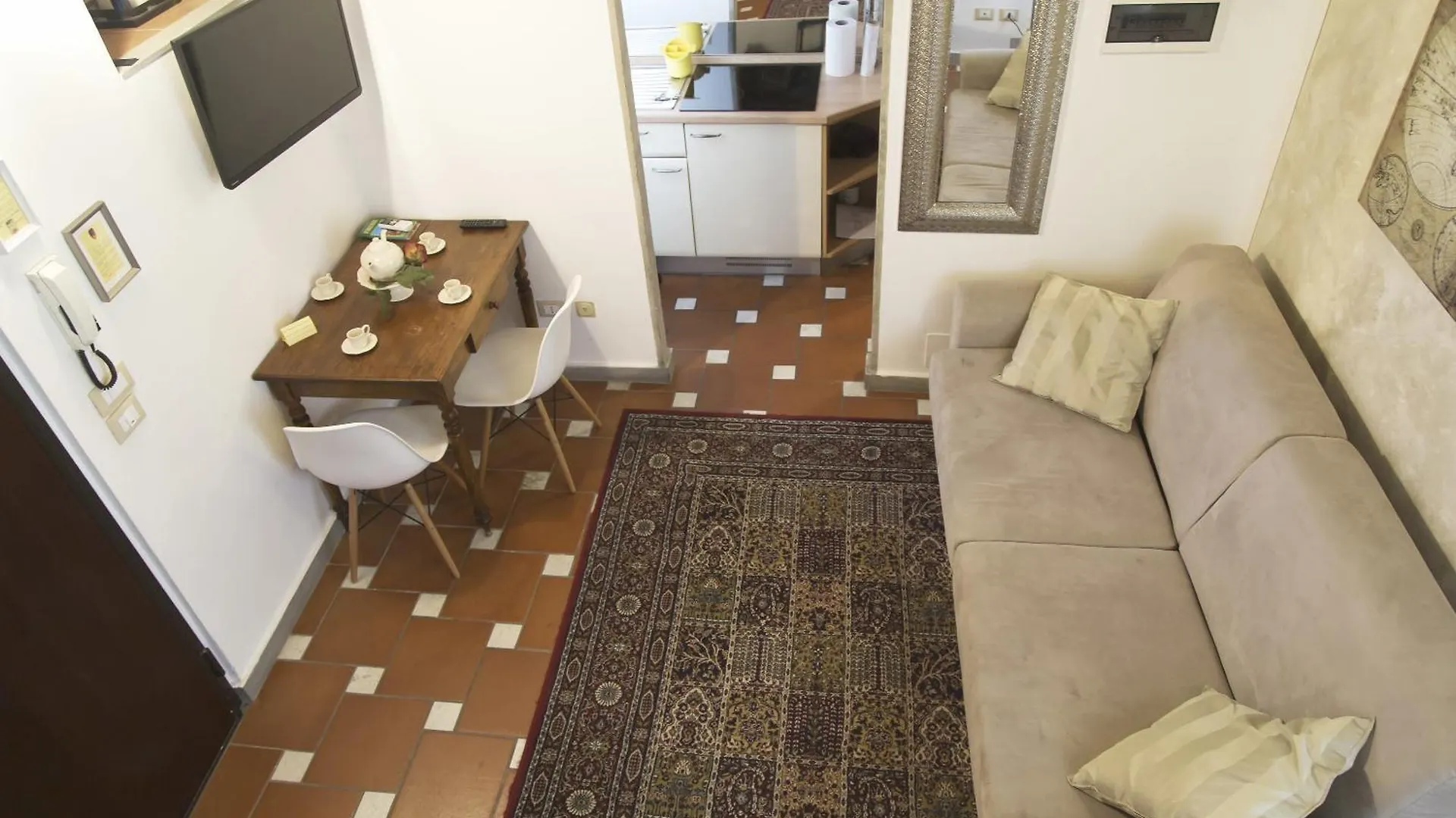 Apartment San Frediano Florence 0*,  Italy