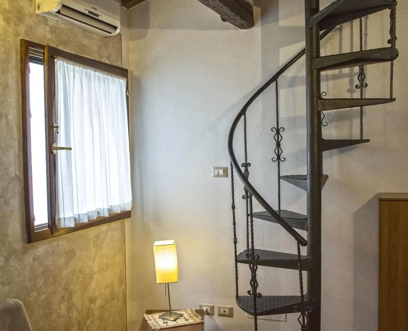 Apartment San Frediano Florence